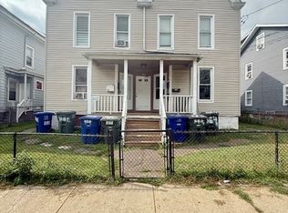 382 Gregory St, Bridgeport, CT 06604