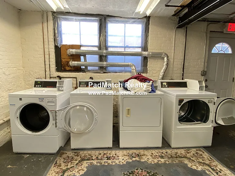 9 Fairfield St #1L — Photo 22