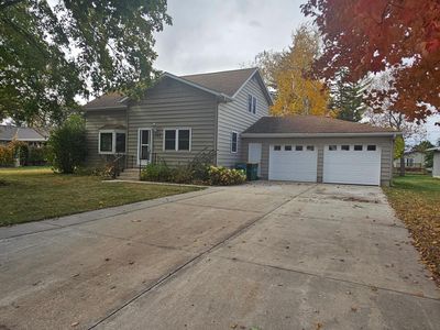 420 Main St, Green Isle, MN, 55338