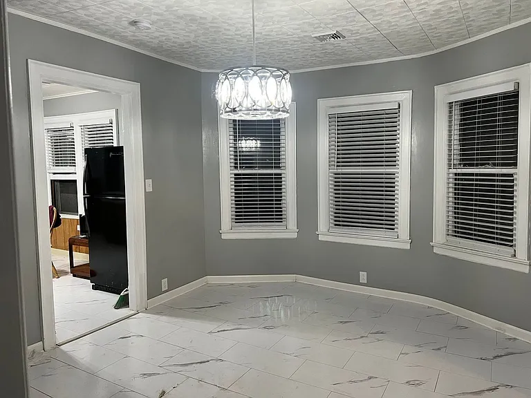 375 Military Rd #2 — Photo 13
