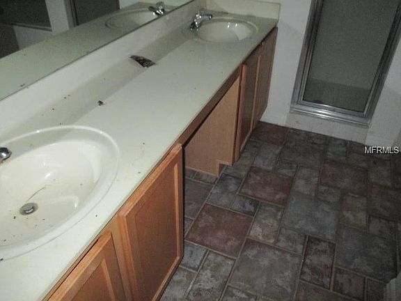 4th image of 303 Garberia Dr