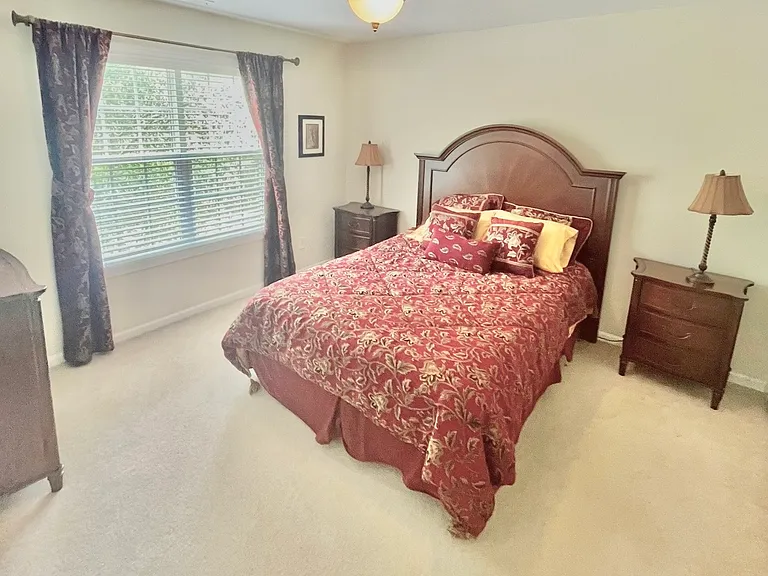 1105 Goldenview Ct — Photo 19