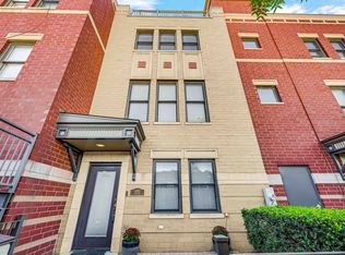 1040 N Kingsbury St, Chicago, IL 60610