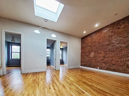 Rented by Nooklyn NYC LLC | media 3