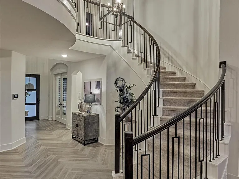 407 Tulip Tree Ct — Photo 30