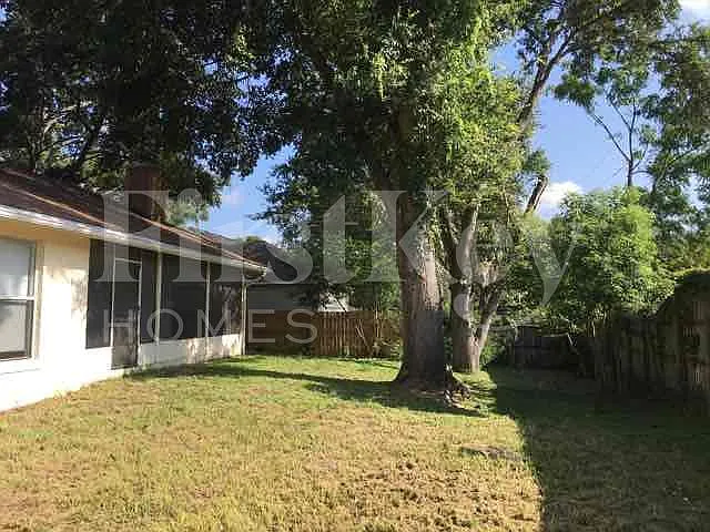 1521 Dess Dr — Photo 24
