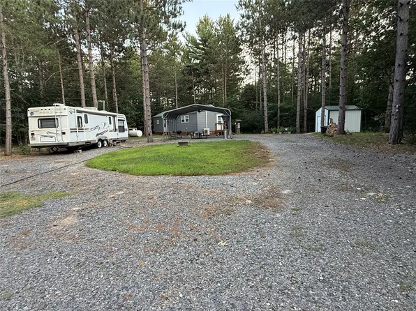 W8560 Oak Ridge Road, Black River Falls, WI 54615