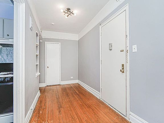 5th image of 100 Avenue F #K