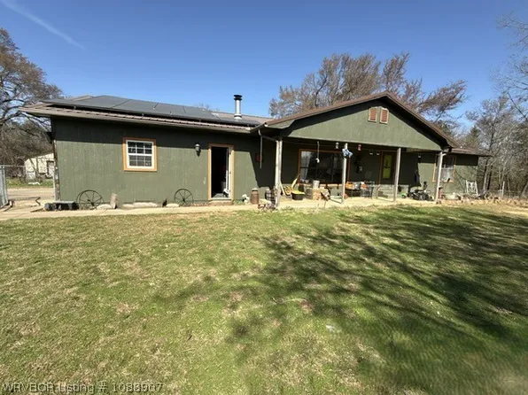 8300 Jarnagin Ln, Huntington, AR 72940