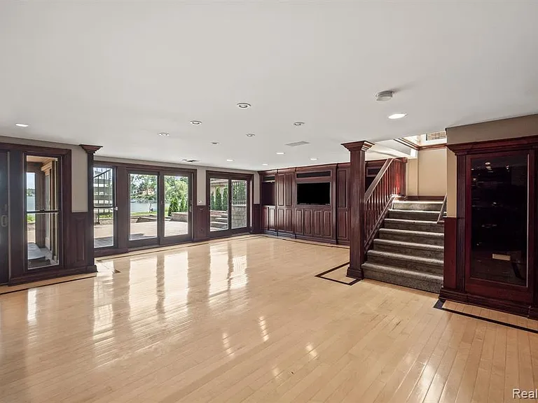 2380 Walnut Lake Rd — Photo 24