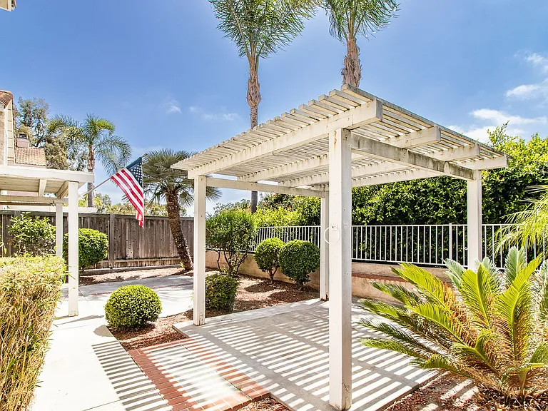 3114 San Helena Dr — Photo 12