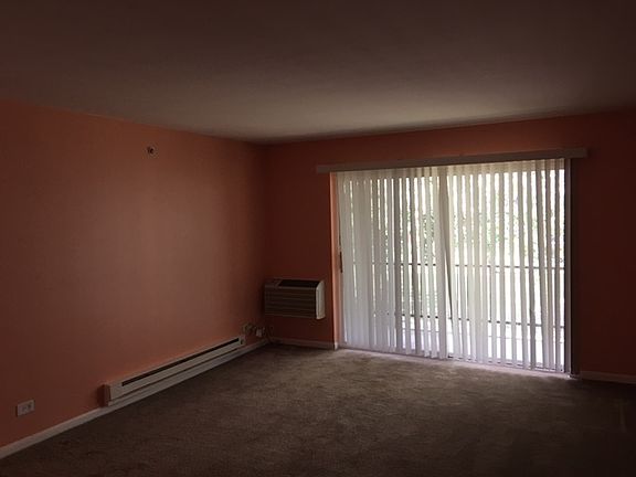 2nd image of 1800 W Knightsbridge Dr Unit 2B
