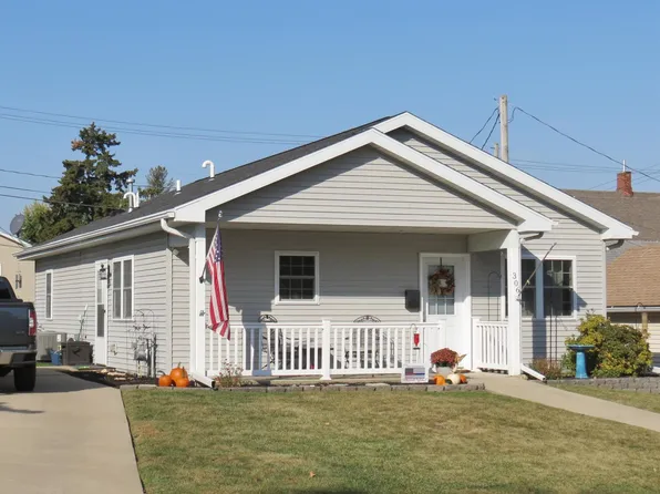 306 S Eliza St, Maquoketa, IA 52060