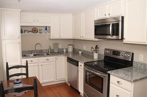 3rd image of 364 Central St