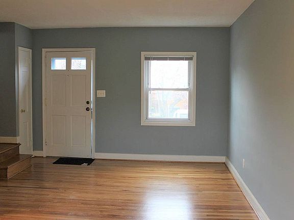 4th image of 403 Mount Vernon Ave