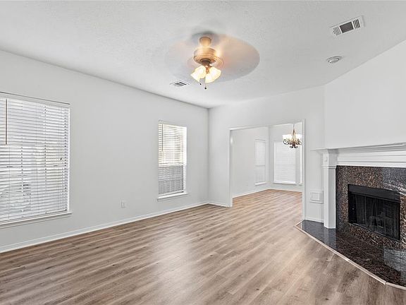 5th image of 22930 Governorshire Drive