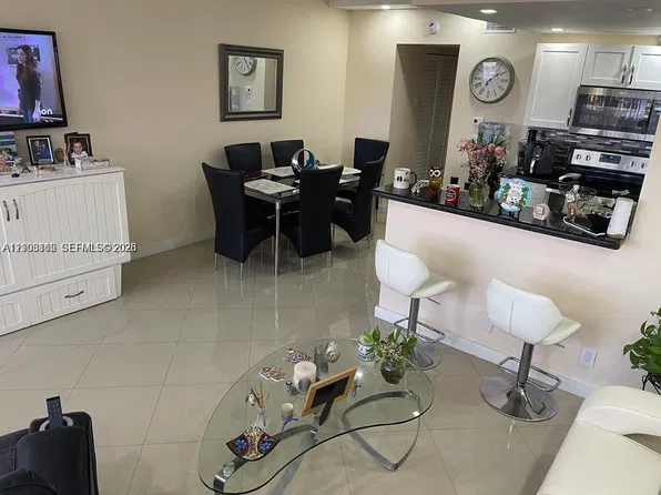 3200 NE 7th Ct APT 306C, Pompano Beach, FL 33062
