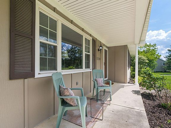 4th image of 110 Scenic Rd