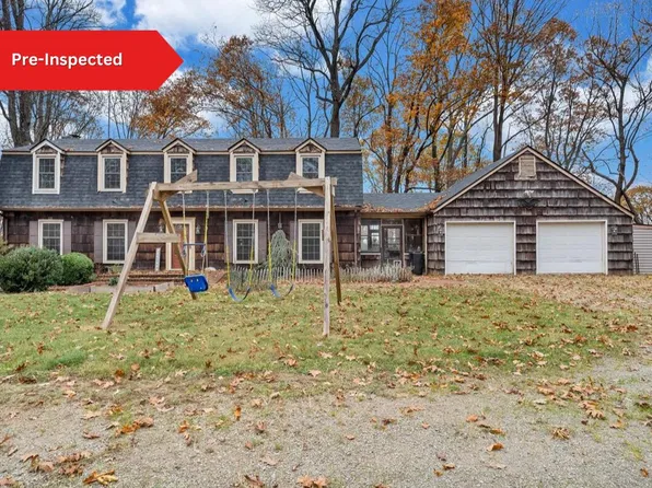 817 Whispering Heights Dr, Hardy, VA 24101