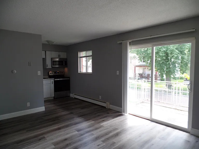 616 New St #4 — Photo 6