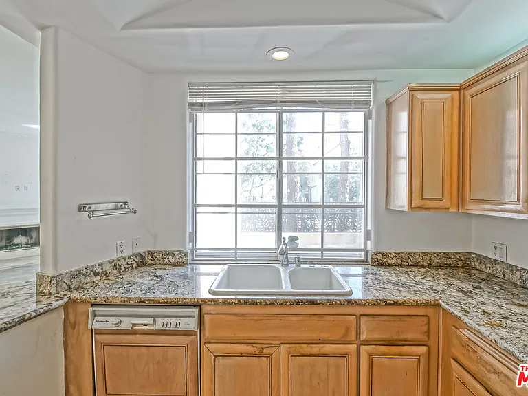1875 S Beverly Glen Blvd #101 — Photo 5