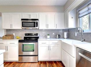 788 Deer Lake Dr, Virginia Beach, VA 23462