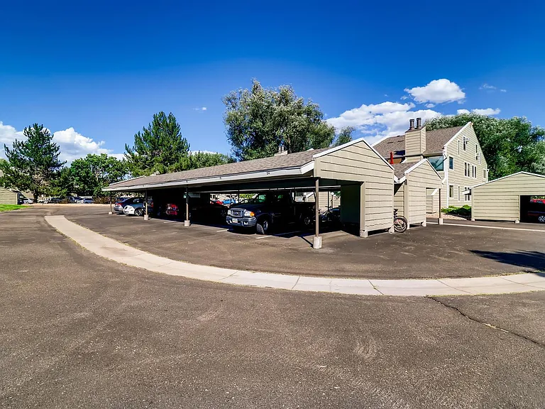 6866 Countryside Ln — Photo 25