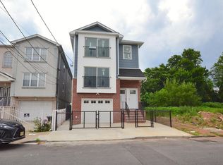 727 S 11th St #2, Newark, NJ