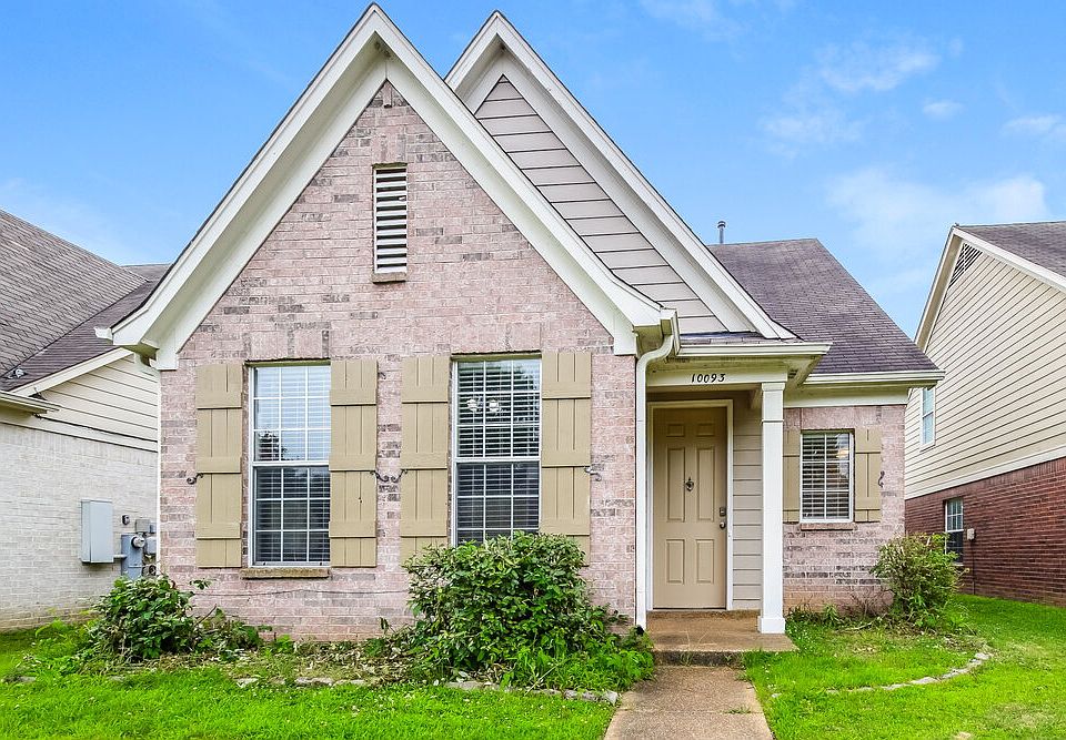 1st image of 10093 Woodland Hills Dr