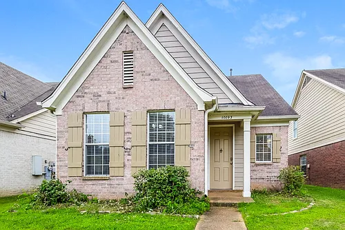 10093 Woodland Hills Dr Photo 1