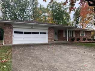 3 Connelly Ct, Paris, IL 61944