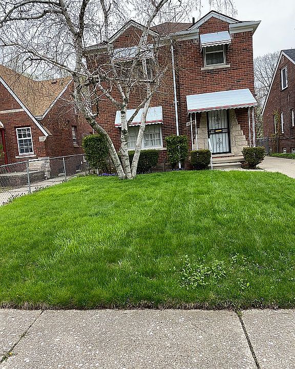 2nd image of 10289 Balfour Rd