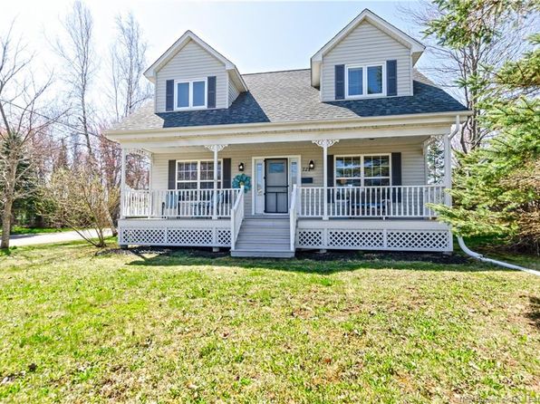721 Pinewood Rd, Riverview, NB E1B 4X5
