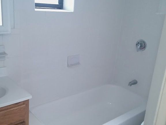 5th image of 402 W 148th St APT 21