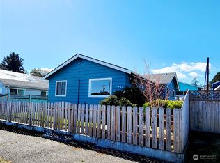 1532 W 6th St, Port Angeles, WA