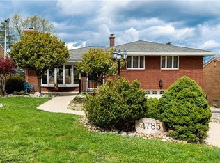 4785 Doverdell Dr, Pittsburgh, PA 15236