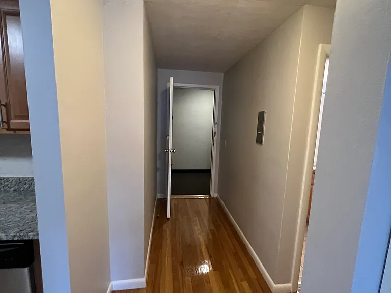 Babcock St — Photo 8