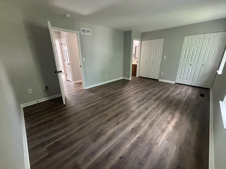 1414 Cambridge Ct — Photo 10