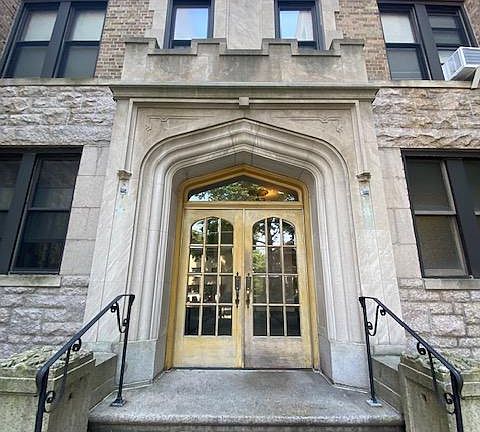 3rd image of 360 E 234th St #5I