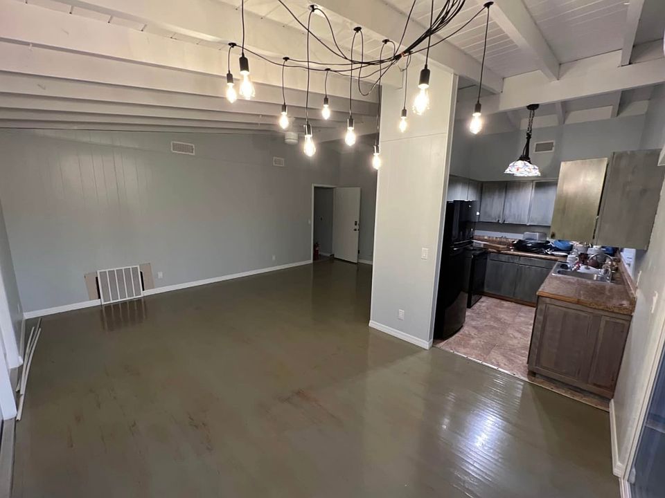 1st image of 500 Silver Beach Ave APT 3