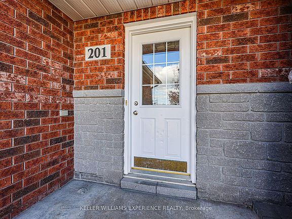 5th image of 201 Stanley St