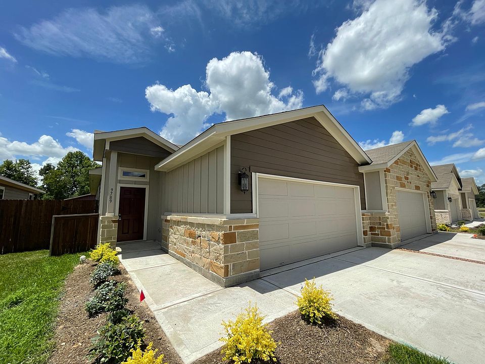 1st image of 9789 Grosbeak Ln