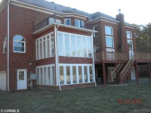 2nd image of 14496 Three Oaks Ct