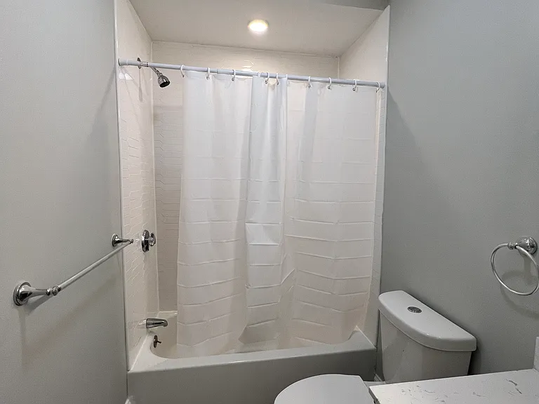 73 Pearl St #2 — Photo 14