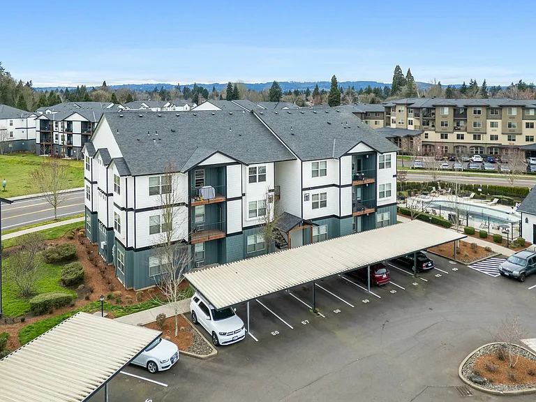 Keizer Station Apartments — Photo 20