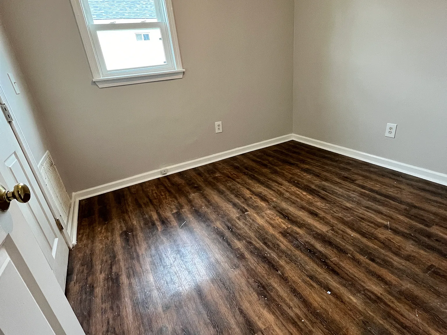 668 Third St. — Photo 4