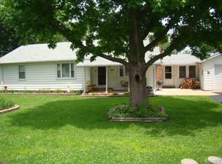 5601 Park Rd, High Ridge, MO 63049