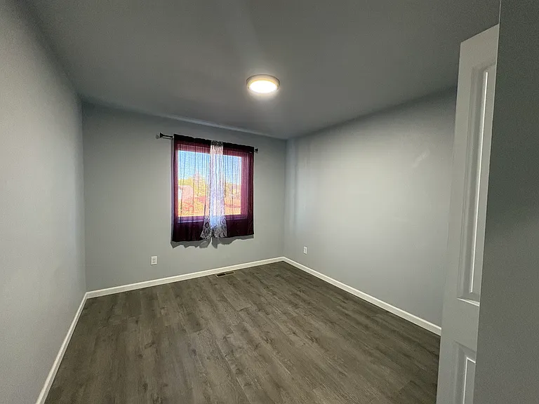 114 Paschke Ln — Photo 11