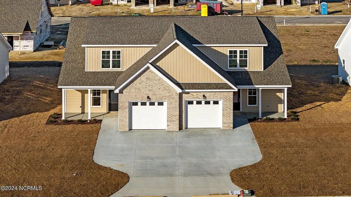 3 bed, 2.5 bath, 1636 sqft, $1,850 — Photo 3