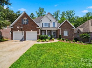 1753 30th Avenue Dr NE, Hickory, NC 28601